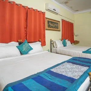 Ambavgarh Palace Hotel