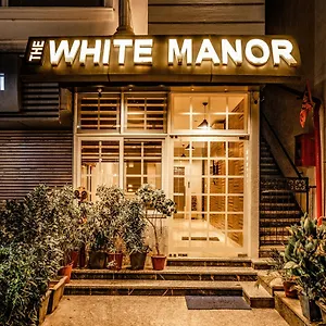 3* Hotel Tripli White Manor