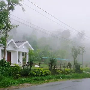  Bed & Breakfast Clubtravalet - Lovenest India