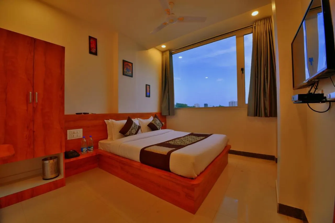 Hotel Swarna Vilas contacts